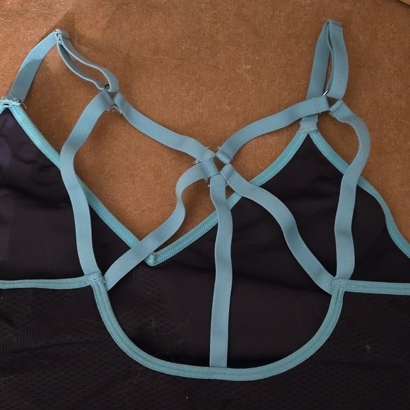 Knitwear Sports Bra, Black and Teal, XL - Picture 5 of 5